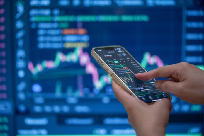 Sensex, Nifty open flat amid weak global sentiment